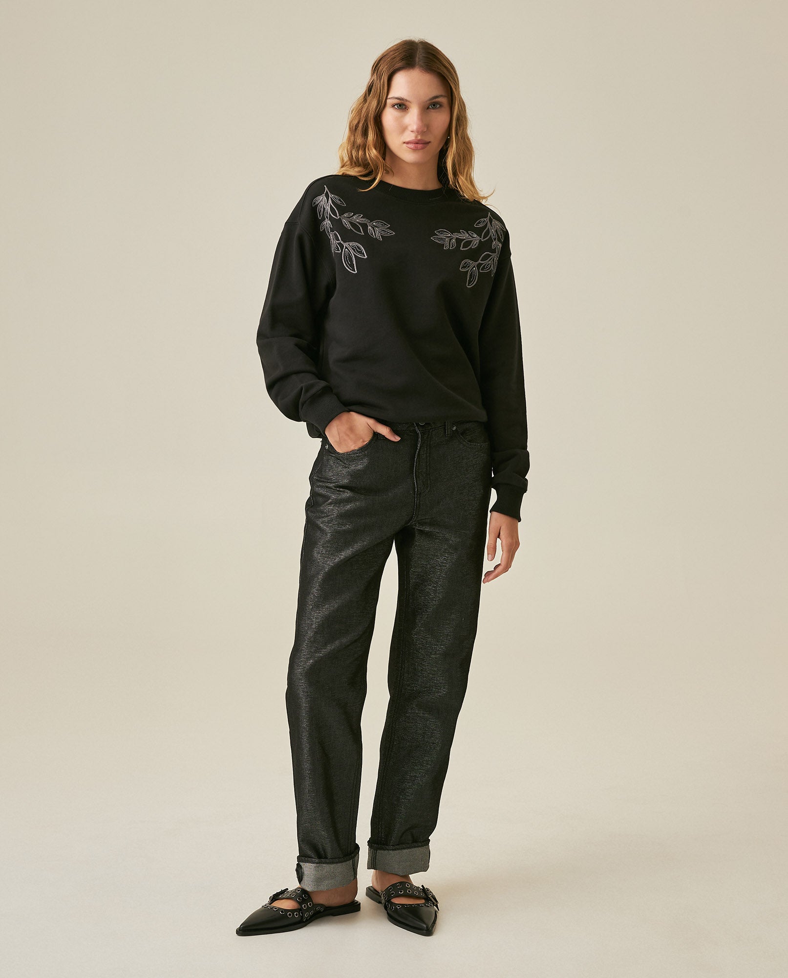 Womens Sweatshirt Closed Semi-Wide Cotton Blend Tone-on-Tone Floral Embroidery - Black 63_781H001_NEG194004_4