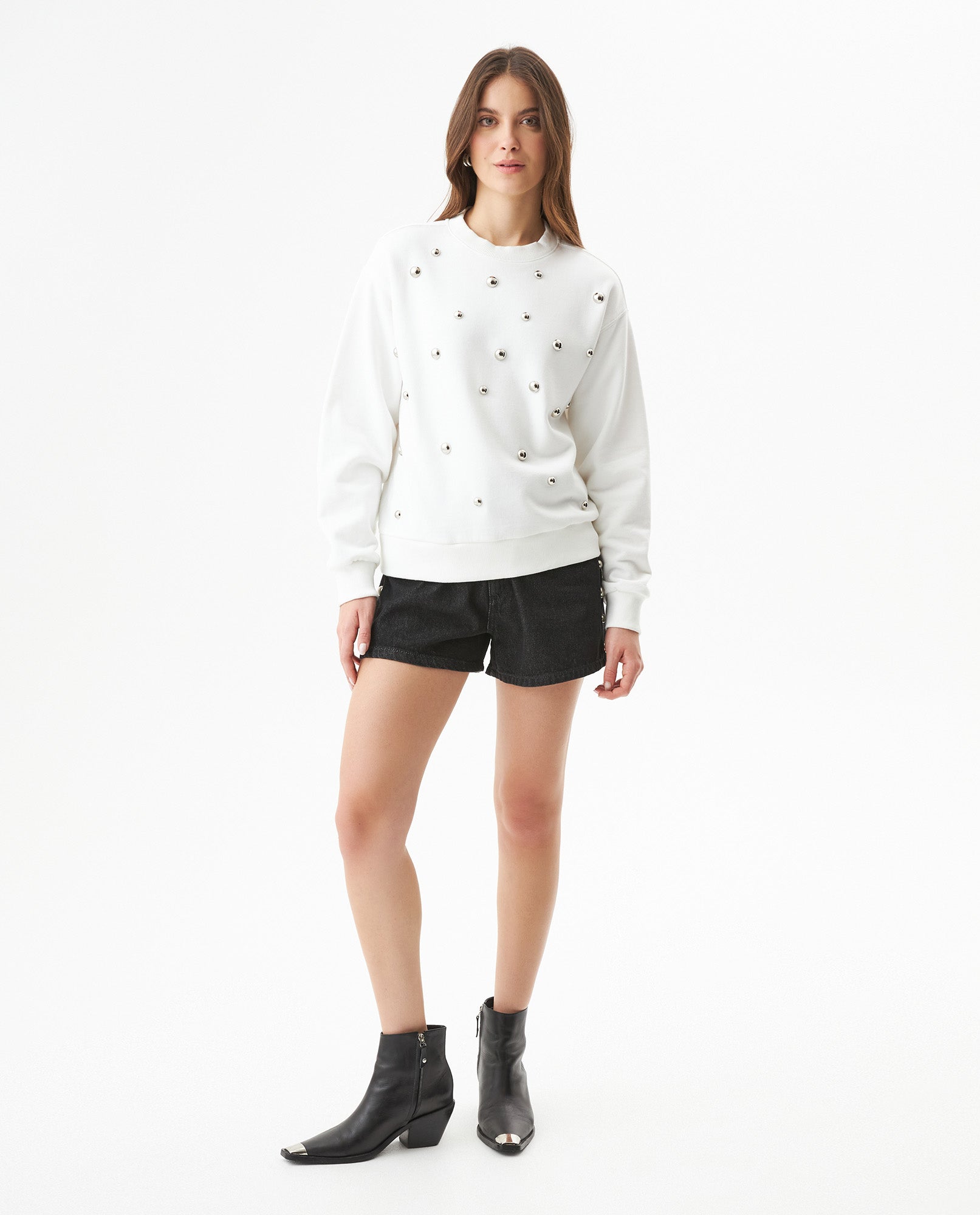 Women's Studded Oversized Crew Neck Sweatshirt in Cotton-Polyester Blend, Plaza - 2