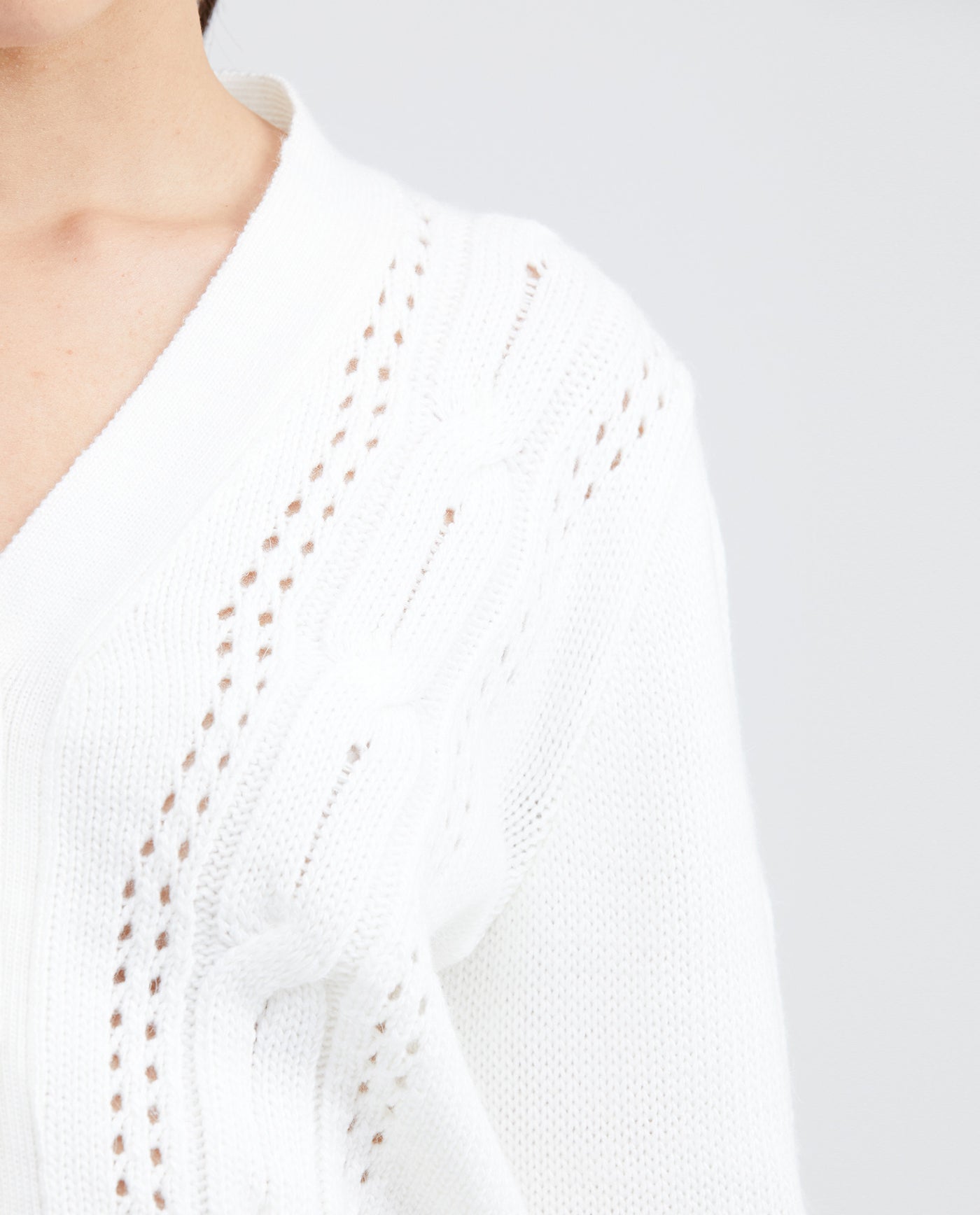 Women's Cropped V-Neck Cardigan with Angora-Effect Knit and Metal Plate in Mixed Fibers - 3