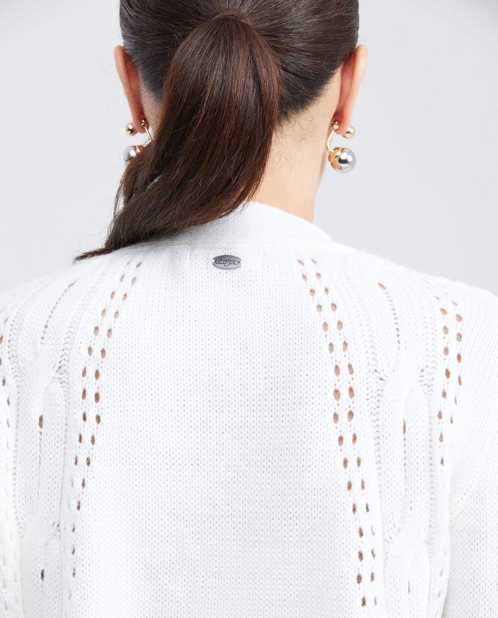 Women's Cropped V-Neck Cardigan with Angora-Effect Knit and Metal Plate in Mixed Fibers - 6