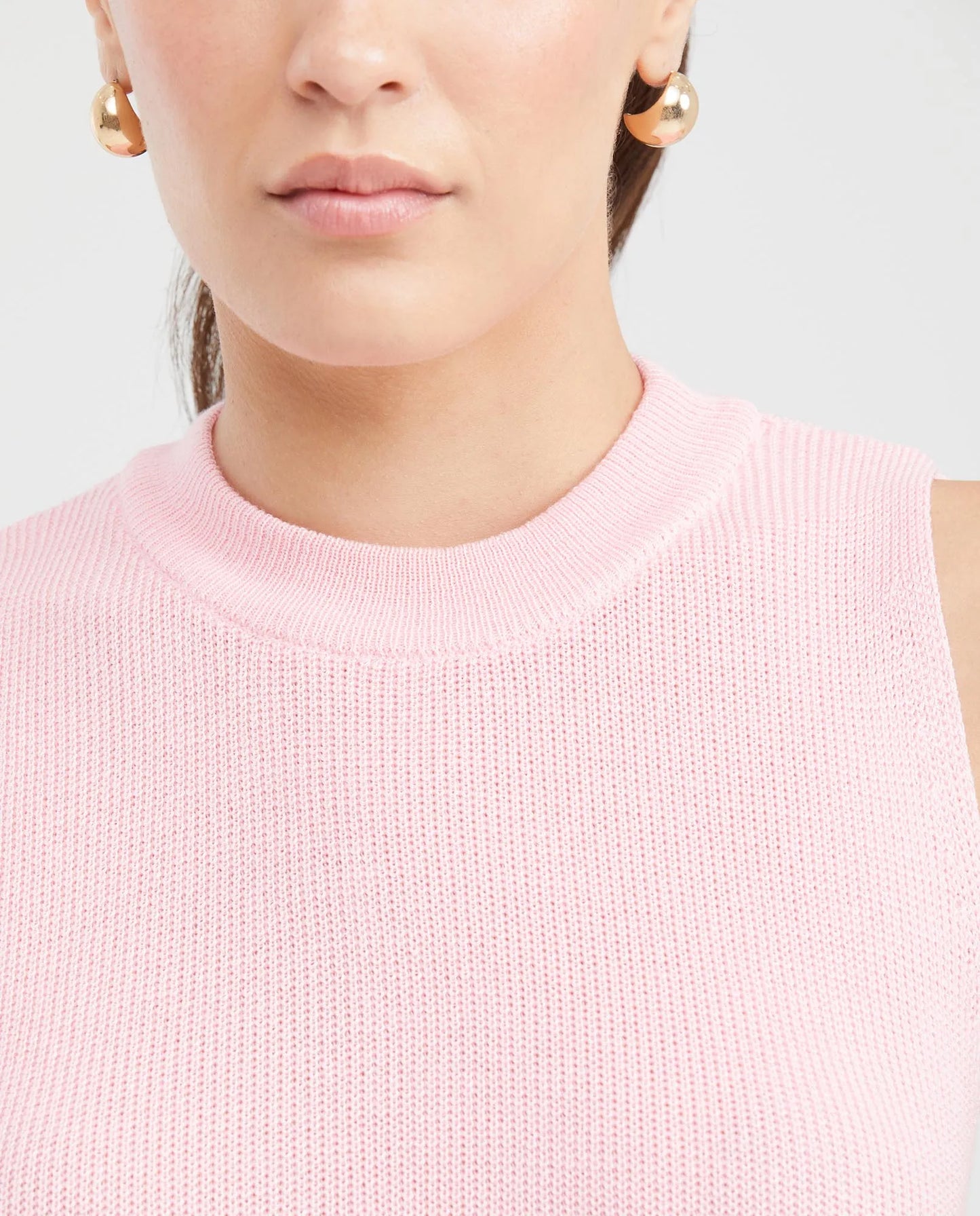 KNITTED TOP WITH CAP SLEEVES