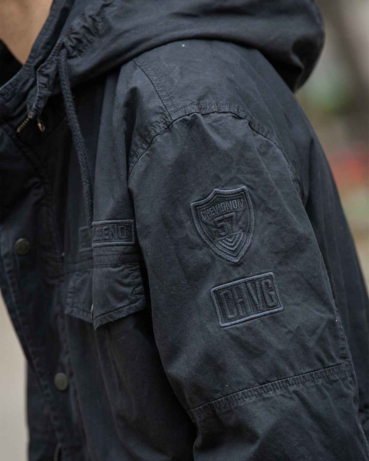 PARKA JACKET IN BLACK
