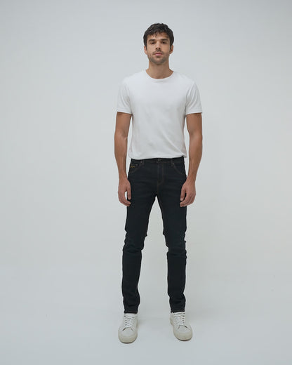 JEANS RECTOS DE TIRO MEDIO EN LAVADO ULTRA OSCURO